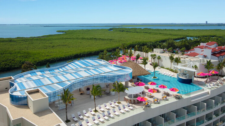 Breathless Cancun Soul Resort & Spa